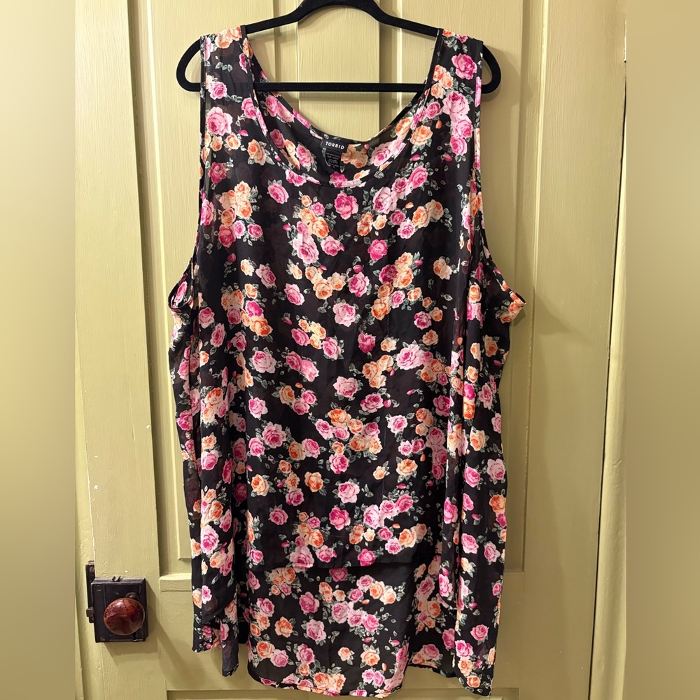 Black & Floral Torrid Tank Top